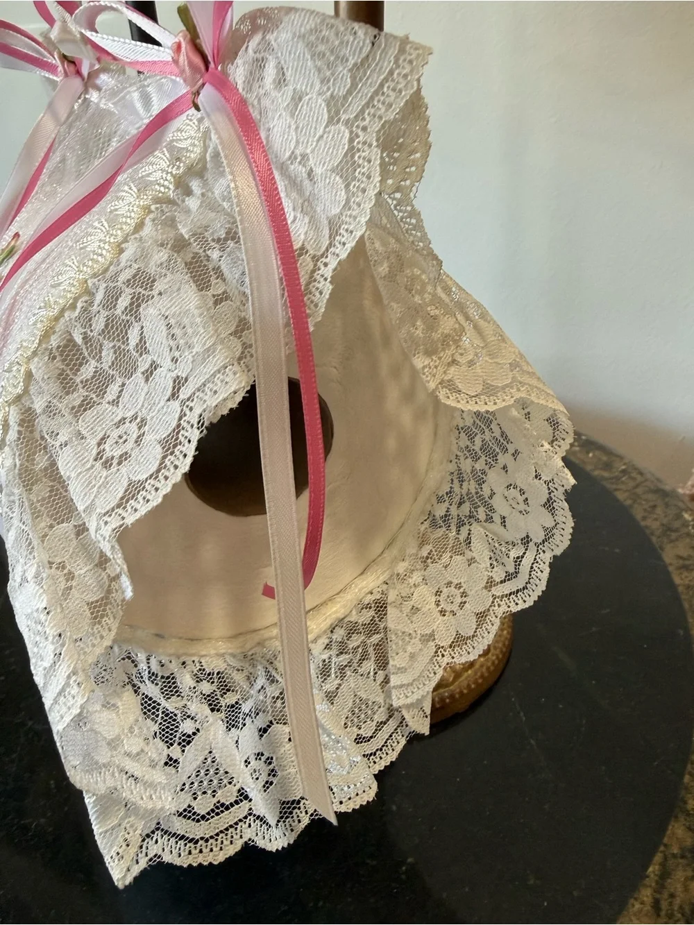 💐 Hand Crafted Floral Hand Towel with Matching Toilet Paper Sachet 💐
